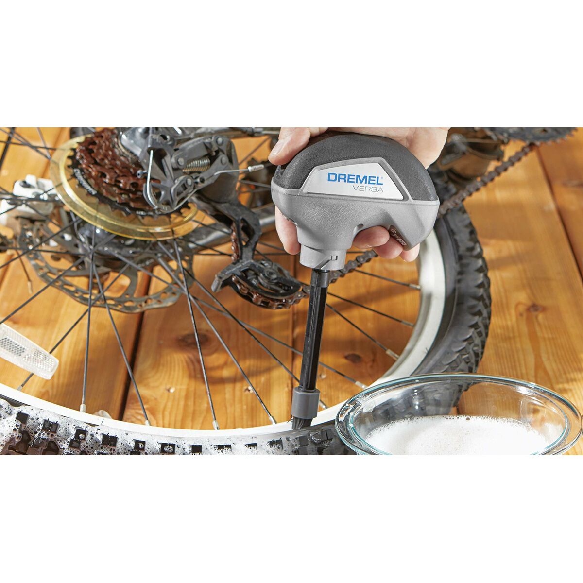 V7H030E9F0E600683EFE05B5749C74690BER2600246P3