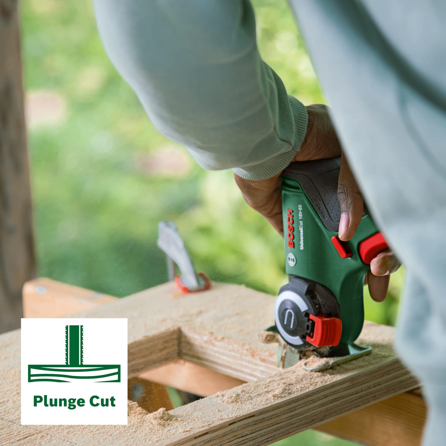 Bosch Akku-NanoBlade-Säge UniversalCut 18V-65 (schnelles Freihand-Schneiden in Holz, Holzwerkstoffen und Plastik; max. Schnitttiefe 65 mm; 18-Volt-System; 1x 2,5Ah Akku und Ladegerät)